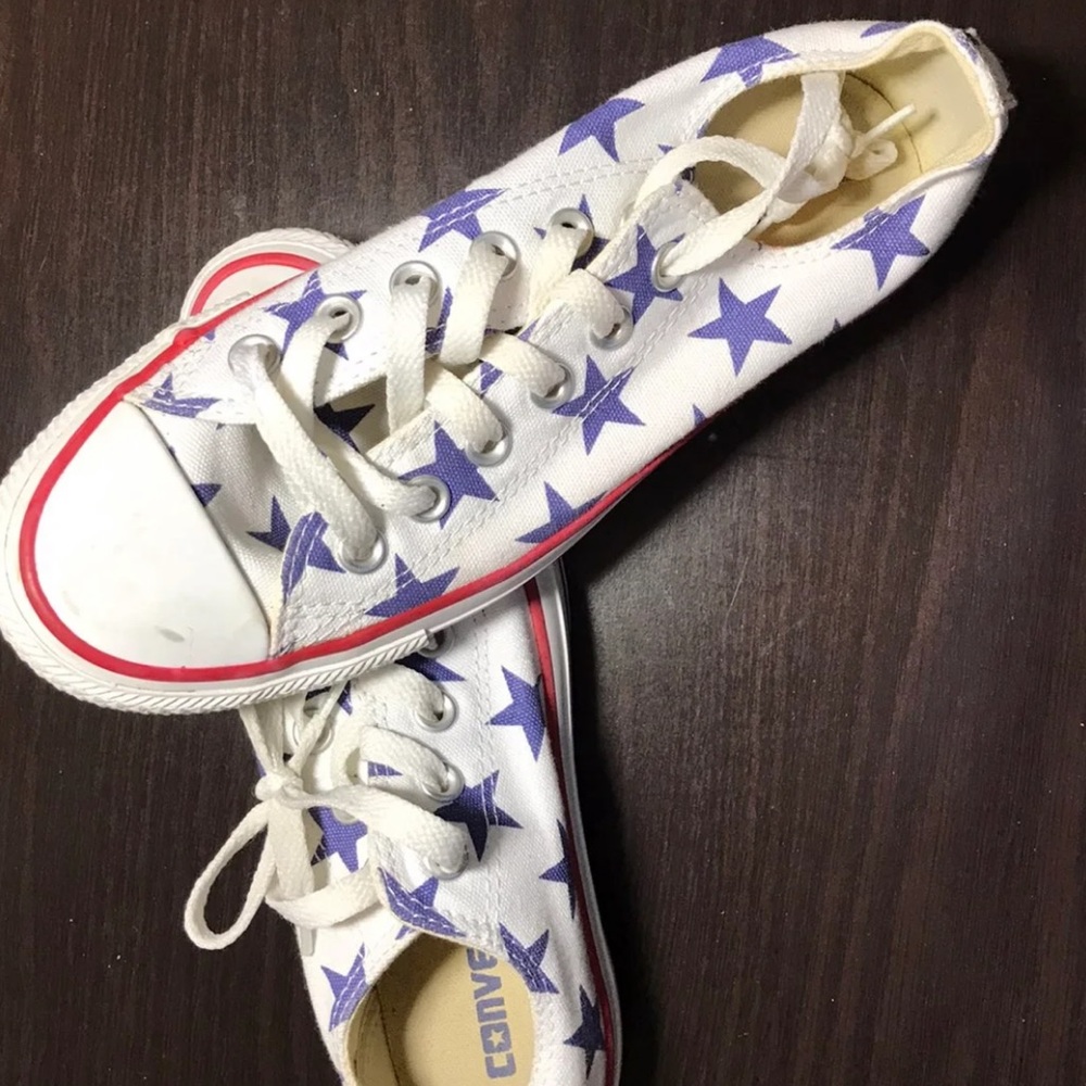 Converse - Picture 3 of 3